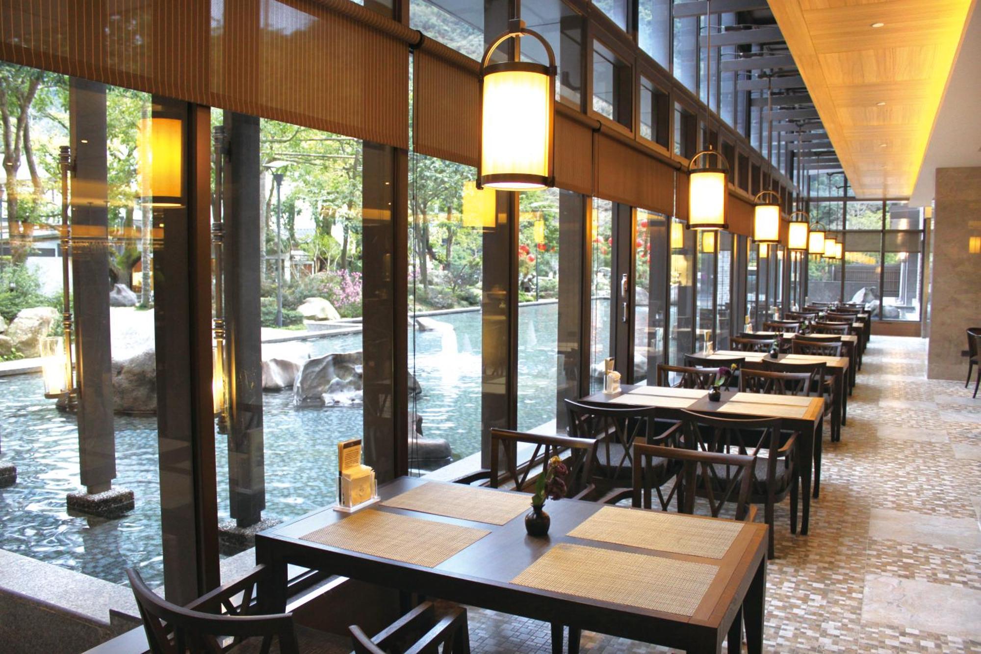 Great Roots Forestry Spa Resort Quận Tam Hạp Ngoại thất bức ảnh